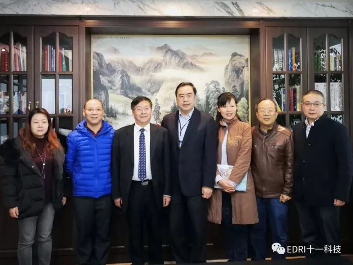 1513587067864109.jpg 2.jpg