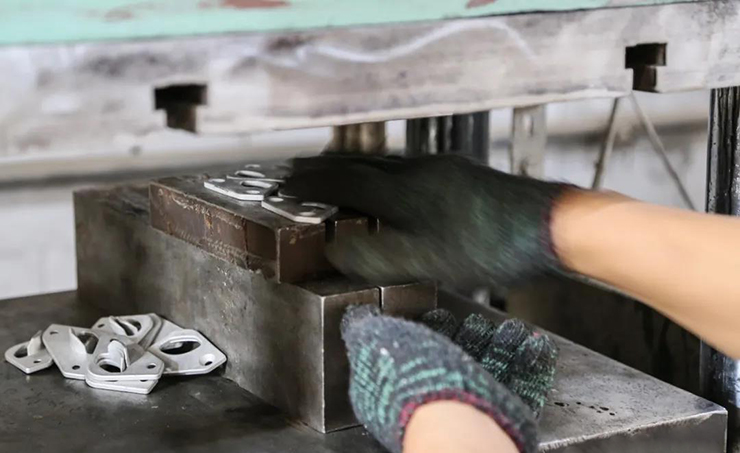 河南焊接鈑金降低成本的方法有哪些？ 